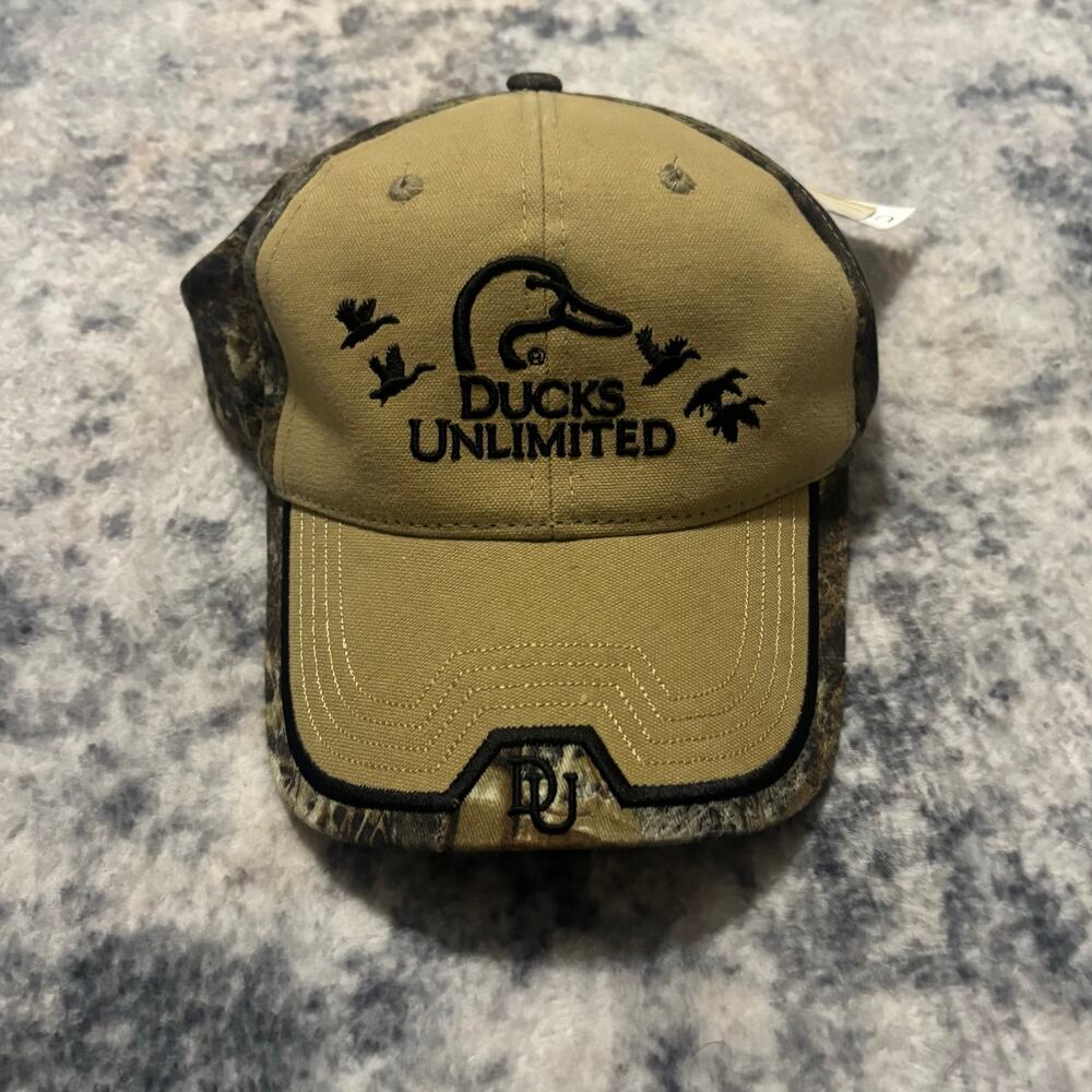 New Ducks Unlimited X Mossy Oak Hat